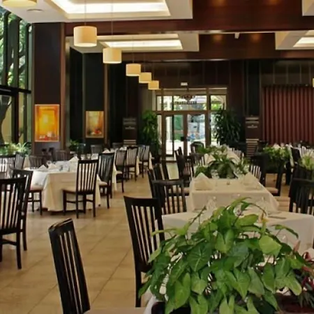 Hvd Riviera Ultra & Mineral Pool - Private & Free Parking אתר נופש גולדן סנדס