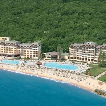 Hvd Riviera Ultra & Mineral Pool - Private & Free Parking リゾート