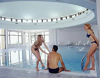 Hvd Riviera Ultra & Mineral Pool - Private & Free Parking אתר נופש