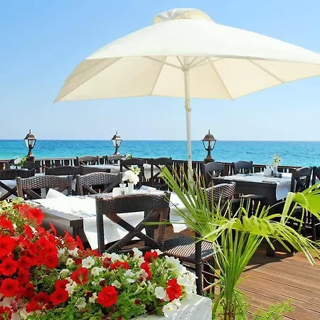 Hvd Riviera Ultra & Mineral Pool - Private & Free Parking Rezort