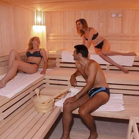 Hvd Riviera Ultra & Mineral Pool - Private & Free Parking